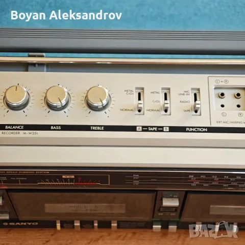 Двукасетъчен радиокасетофон Sanyo M-W25K (1983г.), снимка 8 - Радиокасетофони, транзистори - 55694894