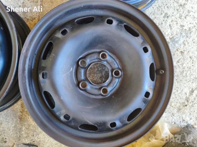 Оригинални VW стоманени джанти 14" 5x100 ET35 + тасове Sparco, снимка 6 - Аксесоари и консумативи - 55501193
