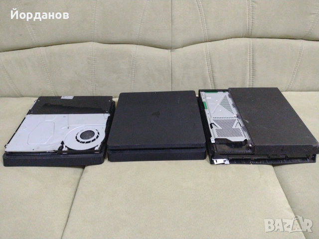 Продавам 3бр. Playstation 4 за ремонт или части