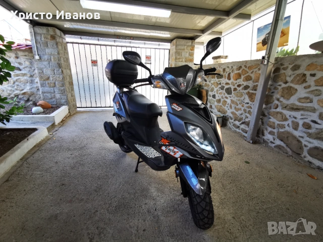 Скутер Explorer B99
