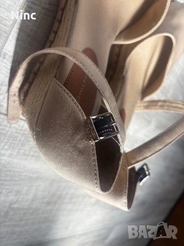 Дамски сандали   Tommy Hilfiger 37, снимка 5 - Сандали - 54766635