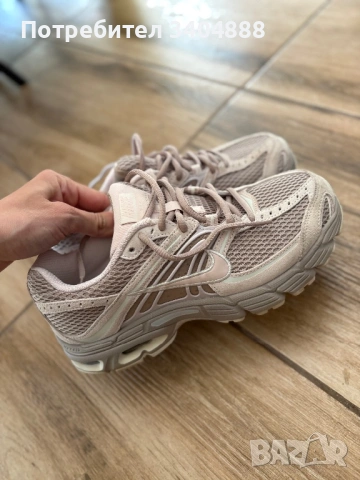 Нови маратонки Nike