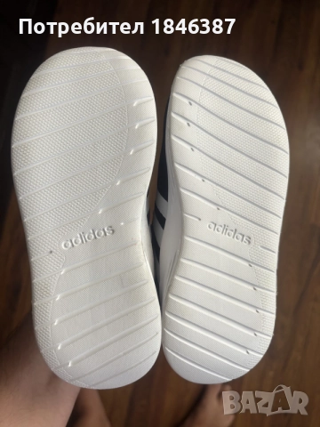 Детски маратонки Adidas 27 номер, снимка 5 - Детски маратонки - 55515976