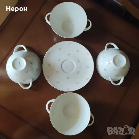 Порцеланови купи с дръжки