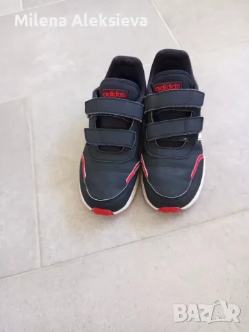 Детски маратонки Adidas, снимка 2 - Детски маратонки - 55584683