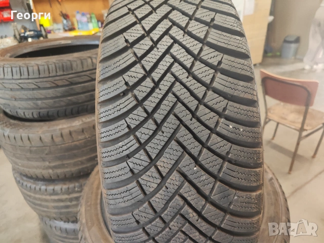 4бр.зимни гуми 215/45/17 Hankook