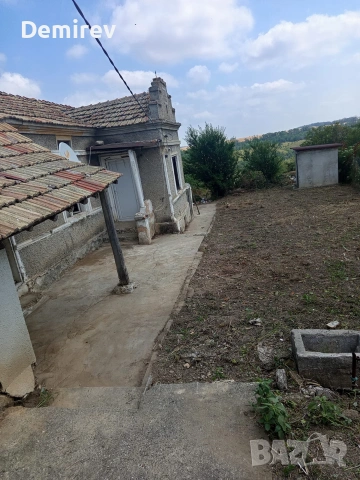 къща в село Камен област Добрич