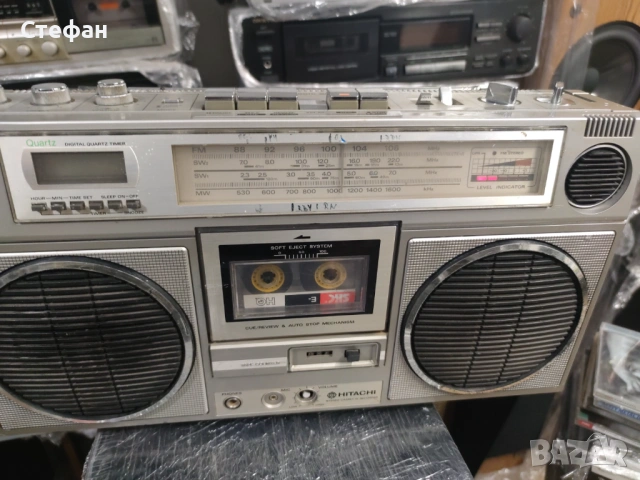 Hitachi Trk-8110w, снимка 2 - Радиокасетофони, транзистори - 54114051