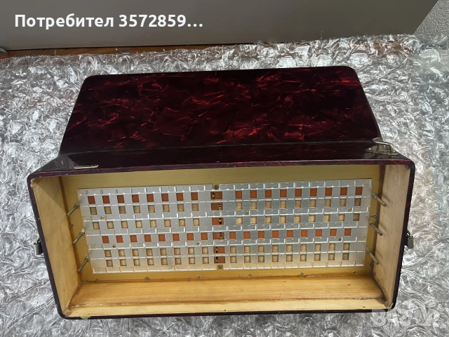 Корпус с клавиатура за акордеон Weltmeister 48/60/80 баса, снимка 3 - Акордеони - 55233072
