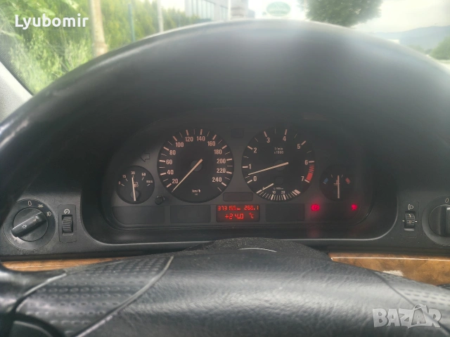 BMW e39 поддържана кола , снимка 9 - Автомобили и джипове - 54661972