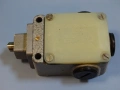 краен изключвател Елпром”Искра” S870 Limit Switch 380V 2.5A, снимка 5