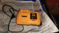 Продавам зарядно за акумулаторен ъглошлайф DeWalt , снимка 2