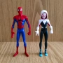 Фигури Hasbro Spider-Man & Spider-Gwen Into The Spider-Verse, снимка 1