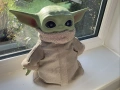 Star Wars The Mandalorian – THE CHILD / Baby Yoda / Grogu – плюш (prop replica), перфектно състояние, снимка 1