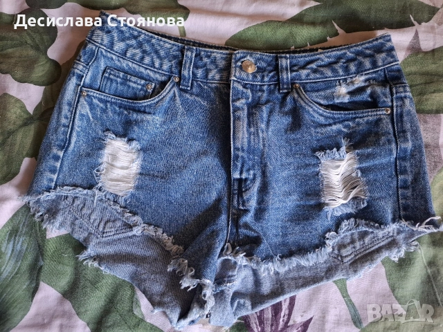 Къси панталонки H&M
