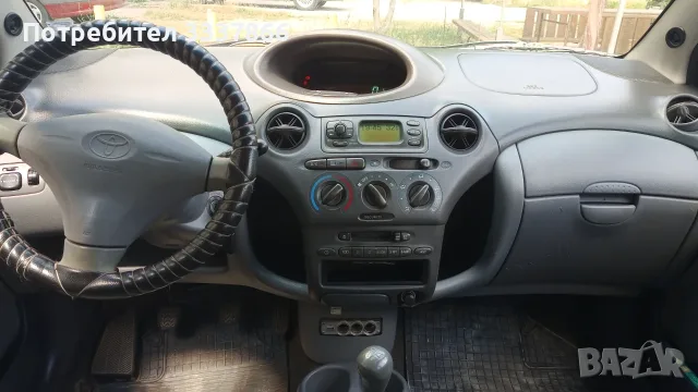 Продавам Toyota Yaris 1.0 VVTI  2000г, снимка 6 - Автомобили и джипове - 55300640