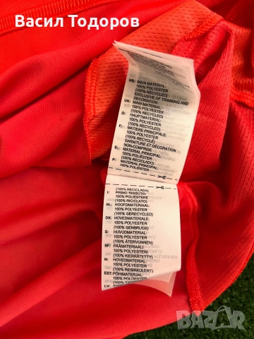 Лицензирана спортна тениска на Манчестър Юнайтед/ Manchester United/ Adidas размер S, снимка 4 - Тениски - 55050189