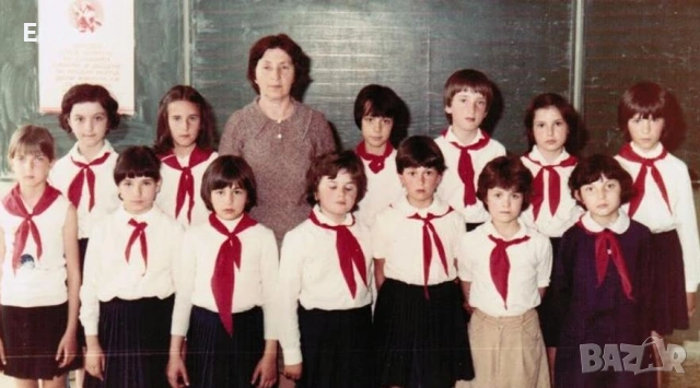 Пионерска и чавдарска връзка от соцвреме, снимка 4 - Антикварни и старинни предмети - 54277724