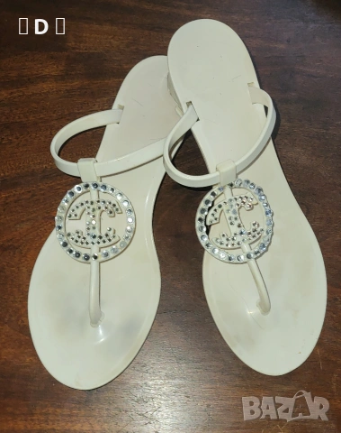 JUST CAVALLI оригинални чехли за плаж 38, снимка 4 - Чехли - 55050193