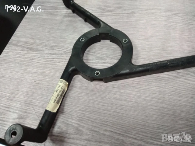 1J0121206GB41*NEU*VAG*държач, вентилатор на радиатора 