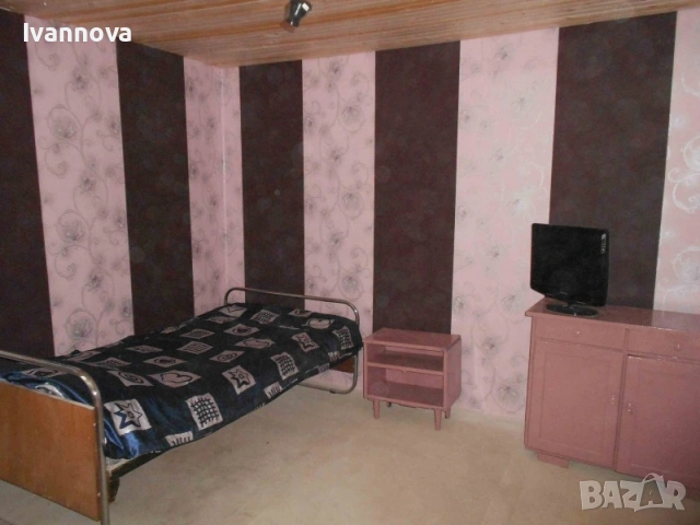 Собственик продава къща с двор на Северното черноморие, снимка 8 - Къщи - 54878476