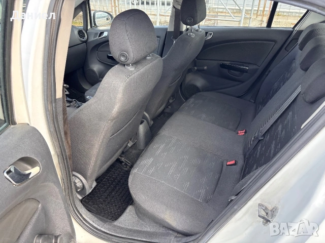 Опел Корса Д 1.2 газ бензин 2013 , снимка 11 - Автомобили и джипове - 54195690