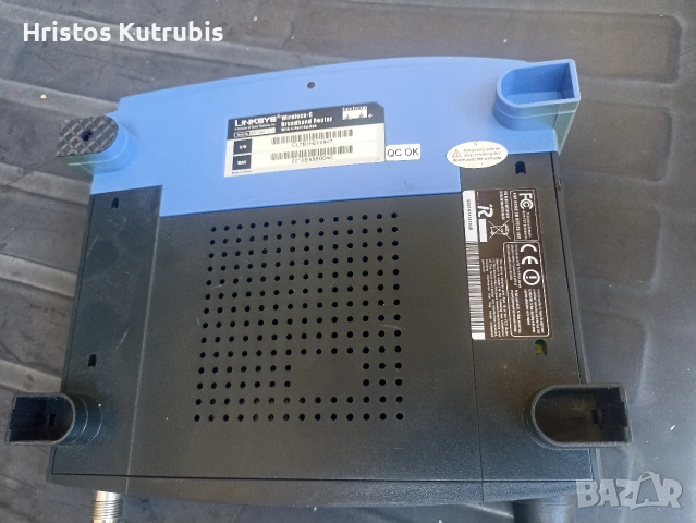 Ретро Рутер Linksys WRT54G / WRT54GL – Легендарен модел, снимка 2 - Рутери - 55009483