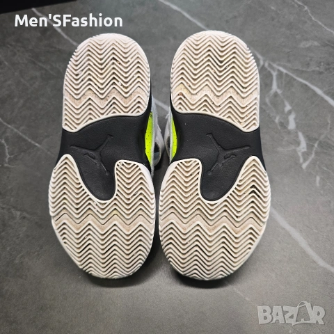 Jordan - оригинални детски маратонки, снимка 10 - Детски маратонки - 54074485