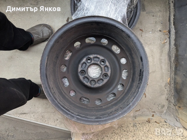 джанти 15' Hyundai железни 4бр, снимка 2 - Гуми и джанти - 54037187