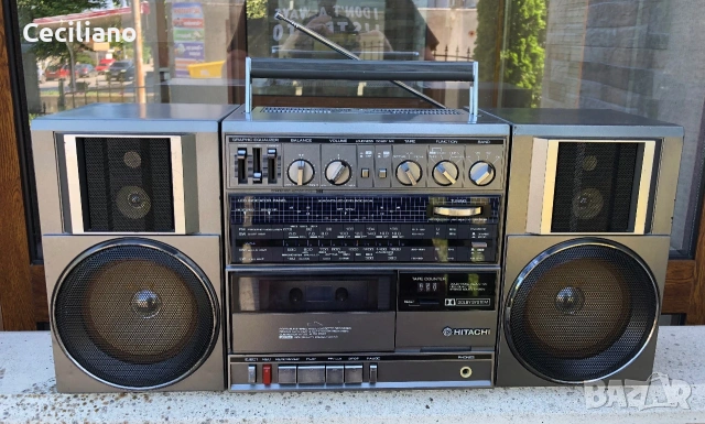 Радиокасетофон HITACHI TRK-9100E