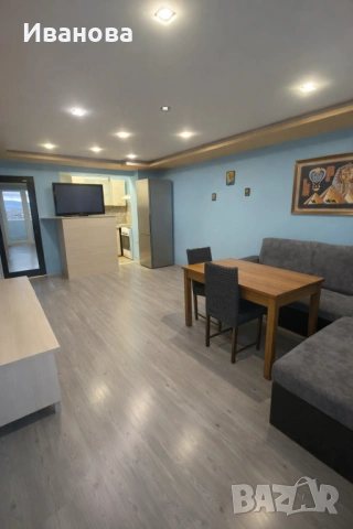 Тристаен апартамент - Автогара, снимка 2 - Апартаменти - 53597479