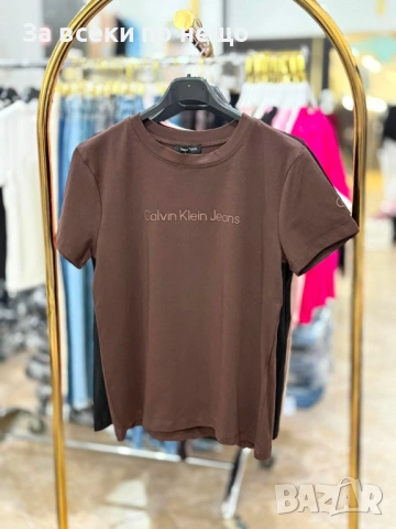 Calvin Klein Дамска Тениска👚Дамска Блуза С Къс Код I_247, снимка 2 - Тениски - 54571135