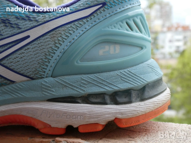 продавам дамски маратонки asics gel nimbus 20,номер 37, снимка 3 - Маратонки - 54366686