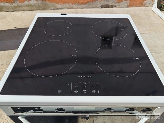 Като нова свободно стояща печка с индукционни котлони Voss Electrolux с 2 години гаранция! , снимка 2 - Печки, фурни - 55289750