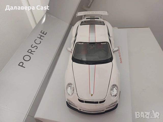 1/18 Porsche 911 GT3 rs 4.0  Bburago , снимка 3 - Колекции - 54361838