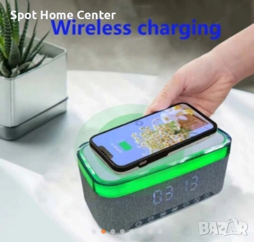 Безжична Bluetooth колонка с функция за зареждане на телефон отгоре, RGB дизайн, аларма и часовник., снимка 3 - Слушалки и портативни колонки - 54584876