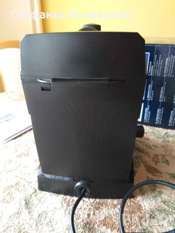 Кафемашина Delonghi за еспресо и капучино, снимка 3 - Кафемашини - 54676669