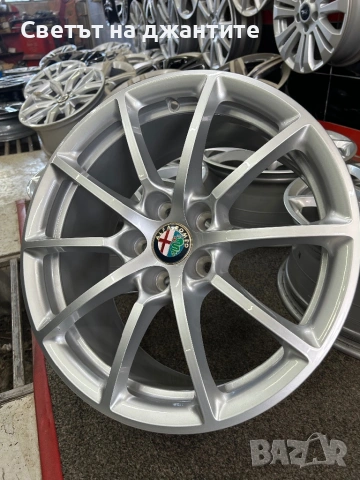 Джанти 17 Цола 5x110 Alfa Romeo Giulia Оригинални Нови, снимка 8 - Гуми и джанти - 54563165