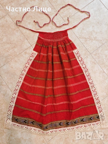 Оригинална Хърцойска Над Сто Годишна Дамска Престилка от 1920те г. за Народна Носия, снимка 2 - Антикварни и старинни предмети - 54160747