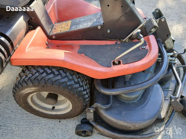 Тракторна косачка Husqvarna Rider 16, снимка 7 - Градинска техника - 55355110