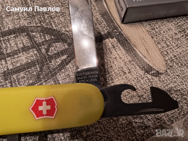 швейцарско ножче Victorinox Spartan stayglow, снимка 7 - Ножове - 54930996