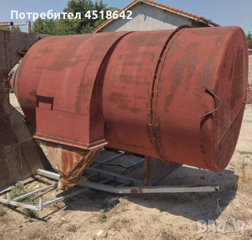 Метален силоз за фураж, резервоар за вода 4/4.5м3, h260,D145см, снимка 6 - Други машини и части - 55248068