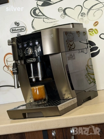Кафемашина кафе автомат delonghi magnifica smart с гаранция