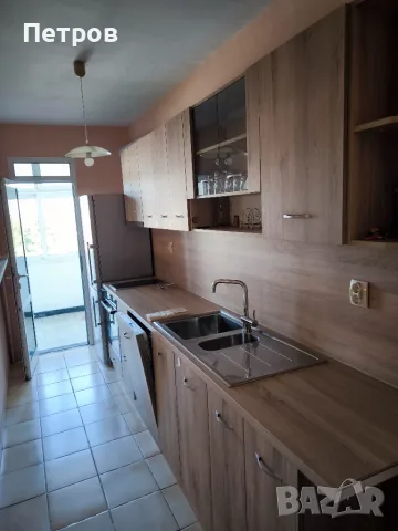 От собственик Просторен и напълно обзаведен 3-стаен апартамент в кв. Каменица 1, снимка 4 - Апартаменти - 55395026