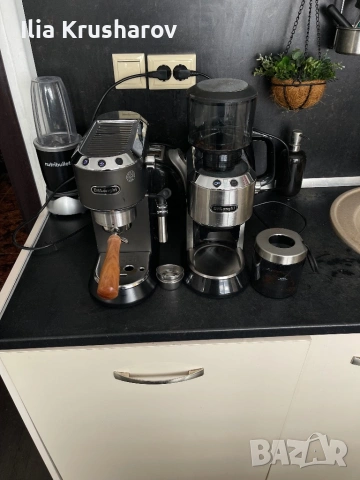 Кафемашина Delonghi Dedica + Кафемелачка Delonghi