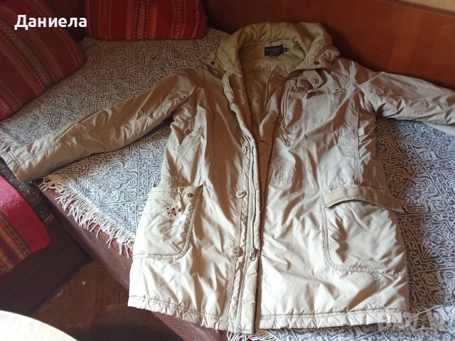 Продавам мъжко зимно яке
