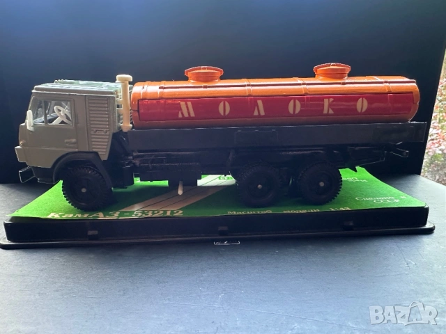 Ссср 1/43 ,Камаз 53212,Руско камионче , снимка 2 - Колекции - 54629806