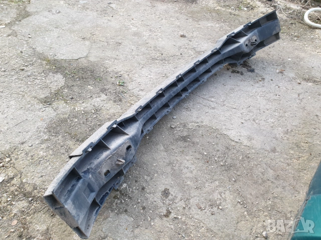 Citroen Berlingo Peugeot Partner предна броня мъгла цвят KRZD , снимка 3 - Части - 53986113