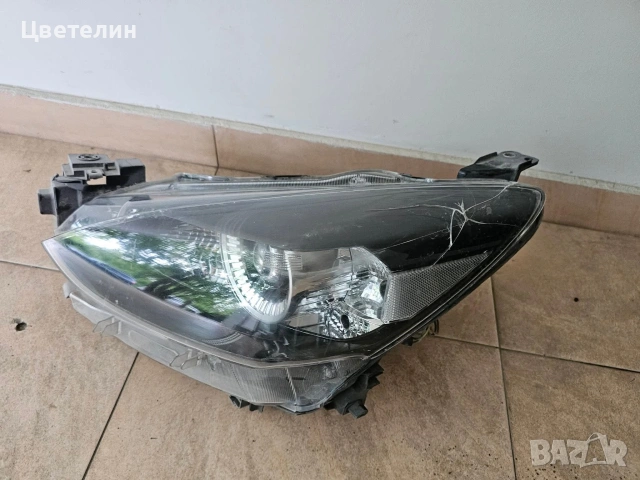 Ляв фар Mazda 2 lqv far Мазда 2