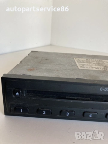 CD чейнджър плейър за Mitsubishi Grandis 2.4 бензин (2004) MZ312961, снимка 3 - Части - 54800032